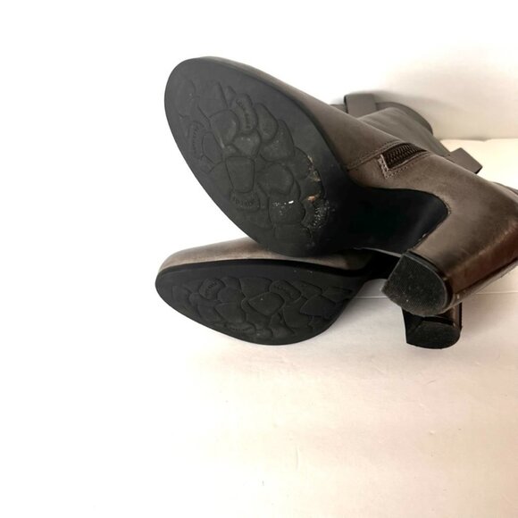 KORK-EASE Boots Womens Gray Lena Western Heel Distressed Leather Ankle Bootie - Picture 7 of 9